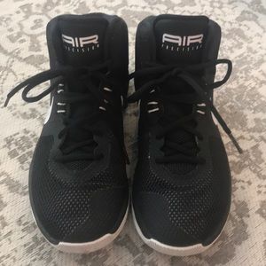 Nike Shoes - Nike Air Precision Basketball Shoes Nike Shoes - Nike Air Precision Basketball Shoes